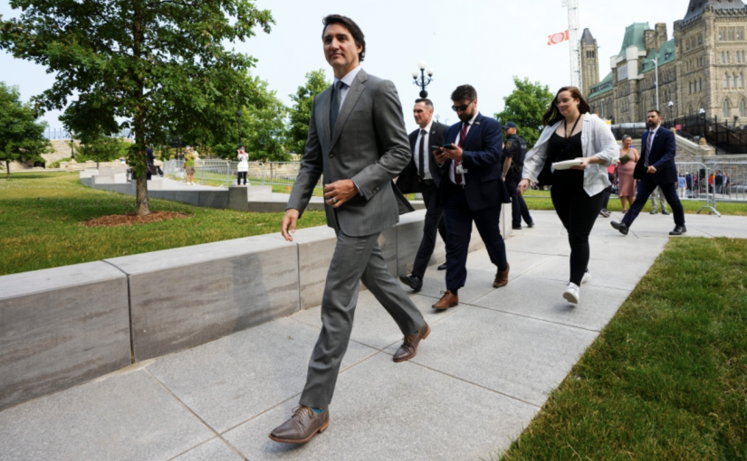 杜魯多大範圍改組內閣 多位部長離任或換崗