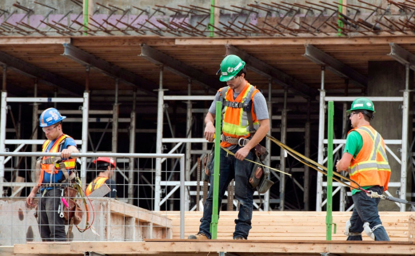 建造業職位空缺多達2萬 「特快入境」移民抽籤有優勢