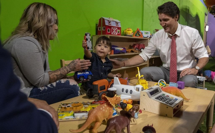 民調指47%國民「餐搵餐食」 近半年輕人擔心失業