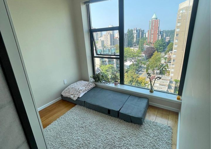 市中心柏文房東以屏風自製「劏房」 月租900元