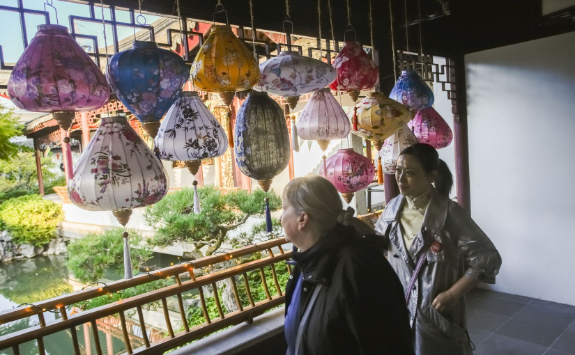 37屆中秋節晚會登場 溫哥華中山公園歡聚