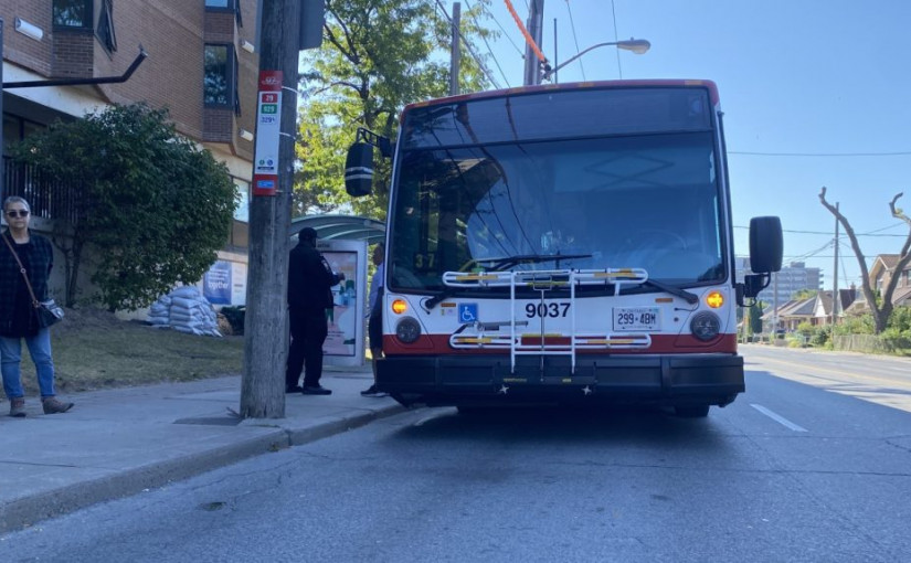 多市公車又一傷人案     男子持磚頭襲擊巴士乘客