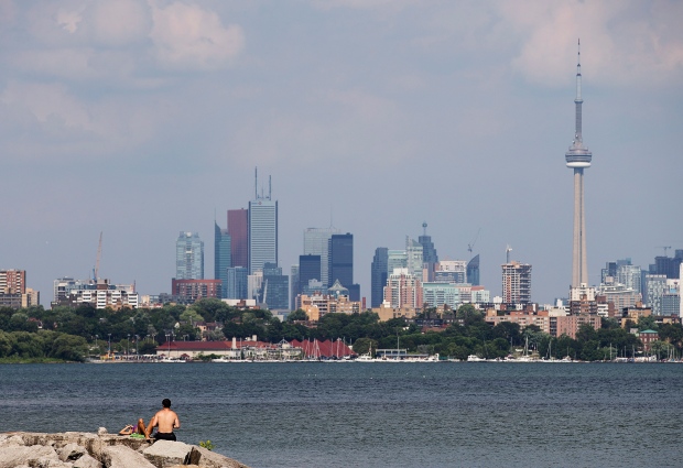 初冬方到    多市周日晚間氣溫低至零下2度