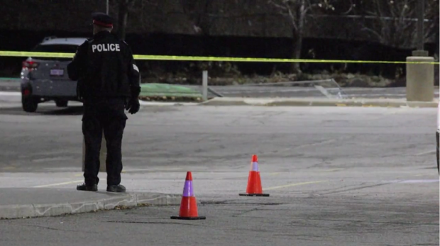 商鋪停車場連傳槍聲 中槍男子死亡