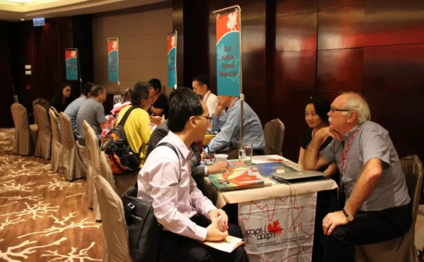 2,222人銳減至1人 「救生艇」移民申請急跌97% 學者詳解因由