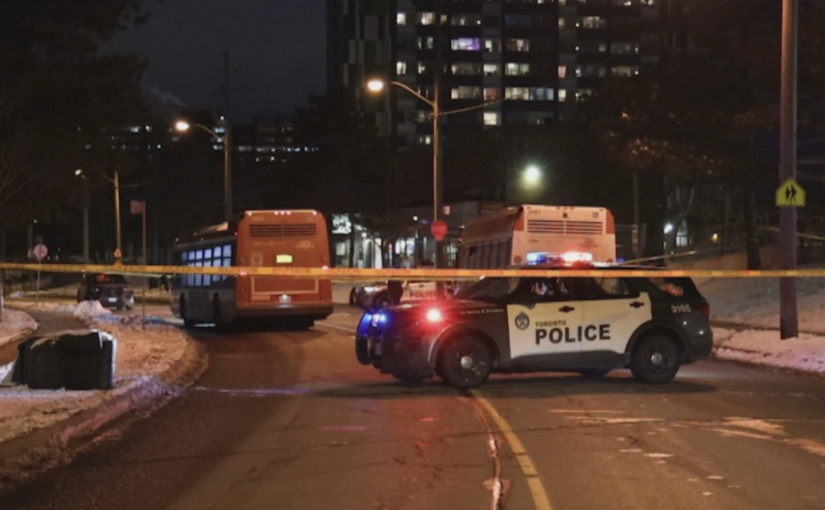 北約克少年傍晚遭槍擊危殆