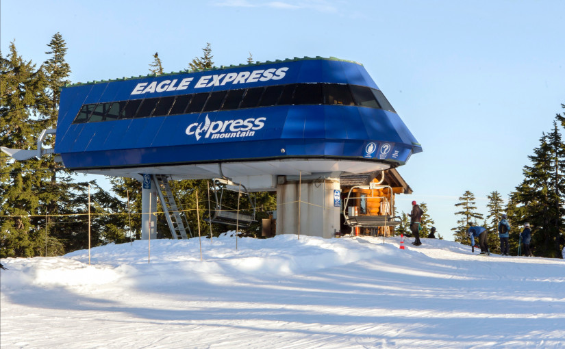 初春驚喜及時雪 華裔家庭長假首天上雪山 挽回季票性價比