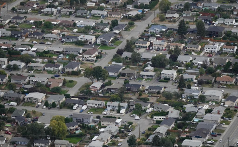潛在買家等待利率降  房地產市場有點賣不動