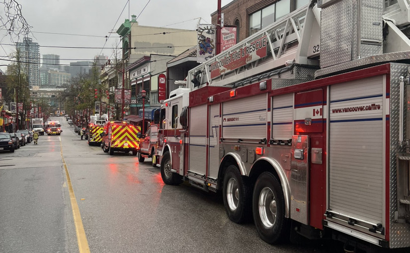 【更新】華埠餐館大火疑涉人為 歷史建築受損幸無傷亡