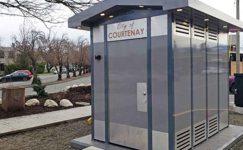 【遍地黃金】隨地便溺傳惡臭 市議員稱居民上班常遇排泄物 求省府助建公廁