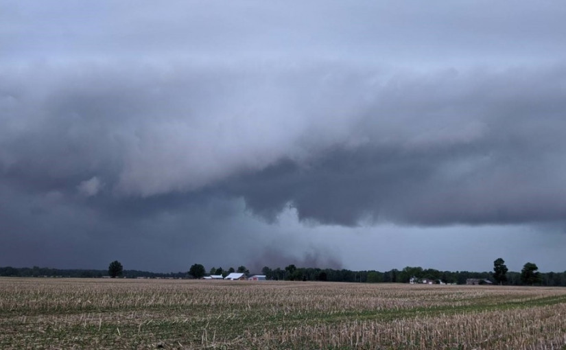 強烈雷暴警報生效  南安省部分地區有龍捲風風險
