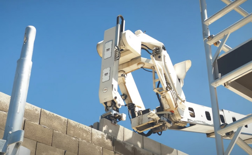 科技/有片| 世界最快建築機械人 1小時砌500磚頭 兩天可建一房屋