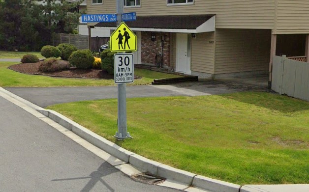 持武器向救護員施襲 男子金蟬脫殼遁逃 兩警追捕掛彩