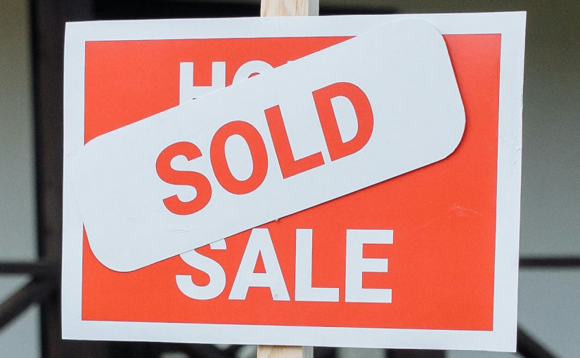 簽約買屋後縮沙 華裔被判賠37萬差價 只因疏忽沒加一條款