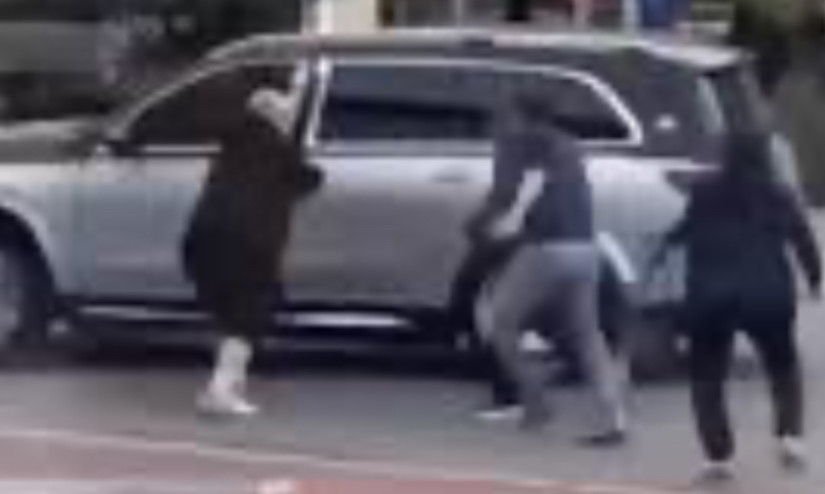 【光天化日】年長夫婦北約克商場外遭圍搶　30萬加元Maybach豪車當街被奪