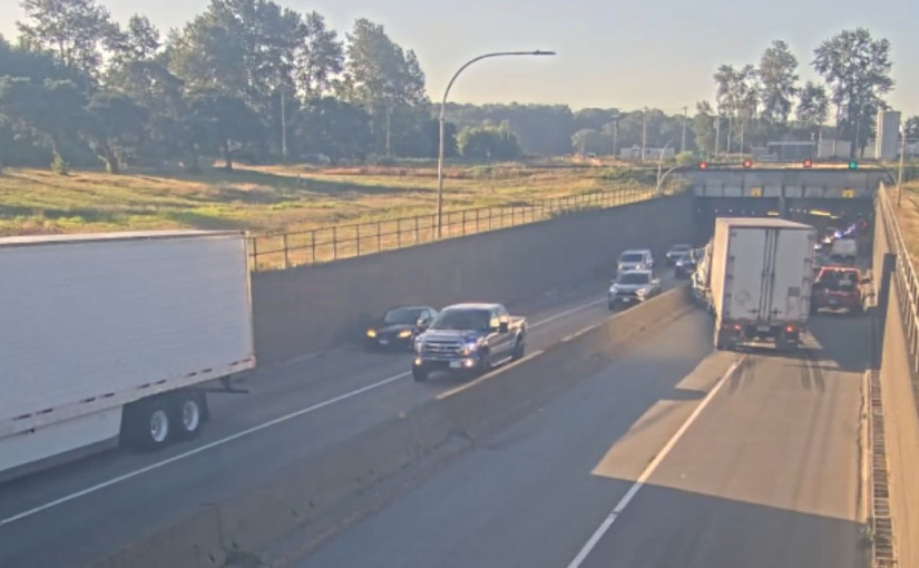 列治文馬西隧道一度因車禍癱瘓  通勤者苦不堪言