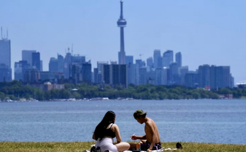 【新常態】多倫多再陷酷熱高溫　周日體感或達40度 專家籲要「習慣」