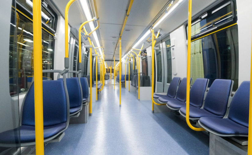 【炎夏怪味多】大溫的公車和天車車廂多久清洗一次呢？