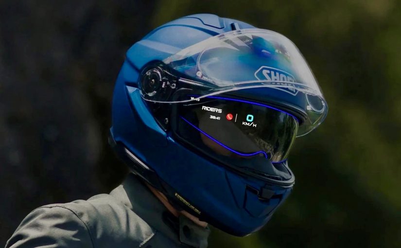 科技| 全球首款「全整合式 AR」電單車頭盔 導航時速投射到視線前方