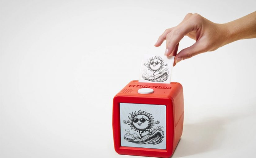 科技| AI 貼紙機Stickerbox 語音輸入 天馬行空想法即時變成貼紙創作