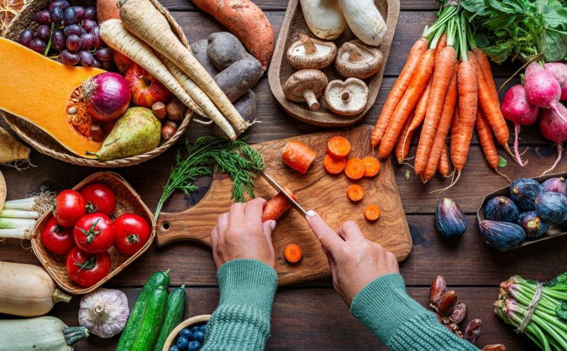 常吃秋葵可降血糖？必吃5種蔬菜護腸道延壽 心臟科醫生公開最佳食法