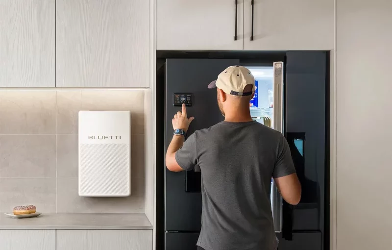 科技| Bluetti FridgePower超薄家用後備電池  雪櫃斷電無煩惱 續航約22小時