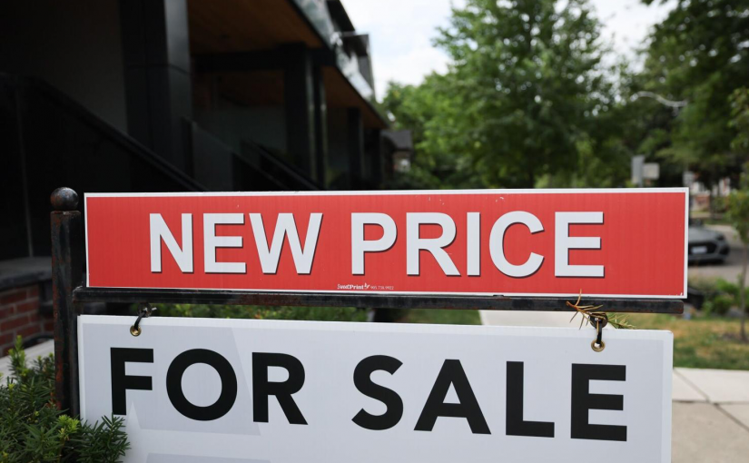 加國房價冰火兩重天：大城市跌跌不休  中價城市飆升逾10%